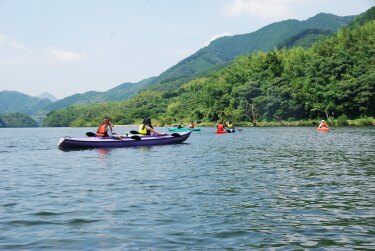 奥津湖カヤック体験